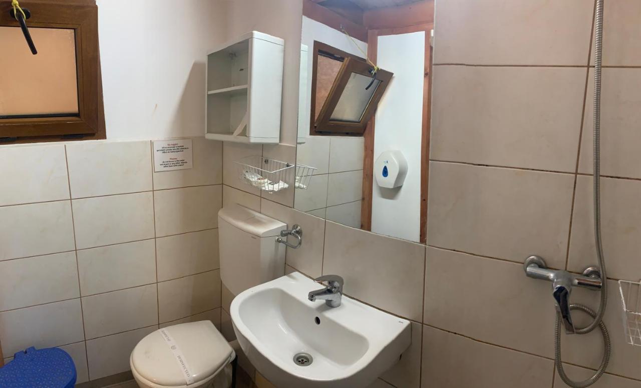 Bazart Vama Veche Hostel Buitenkant foto